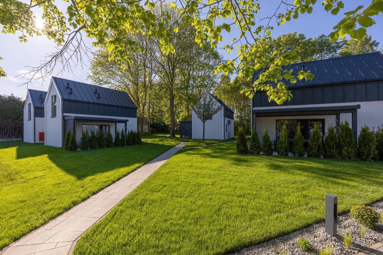 Domki Villa Hoff Resort Trzęsacz Extérieur photo