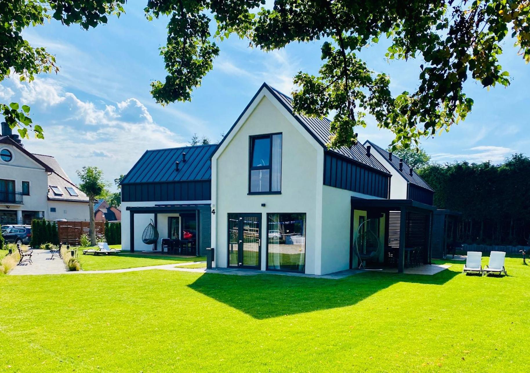 Domki Villa Hoff Resort Trzęsacz Extérieur photo