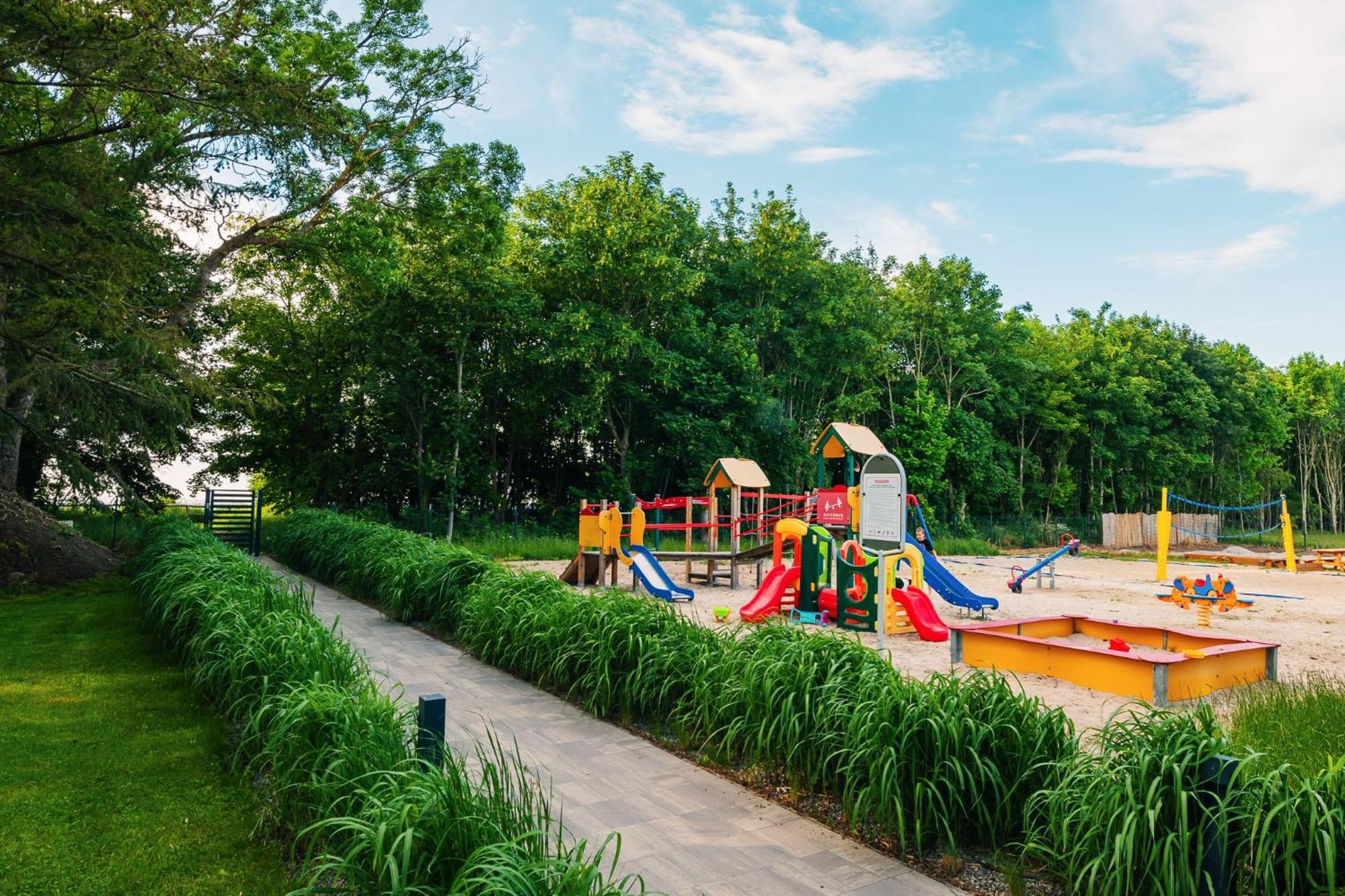 Domki Villa Hoff Resort Trzęsacz Extérieur photo